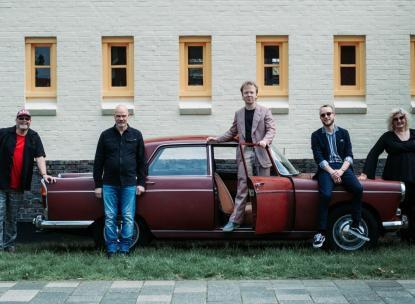Blond & Blue ( De allerlaatste band in muziekcafé de Tibbe) @ muziekcafe de tibbe | Sappemeer | Groningen | Nederland